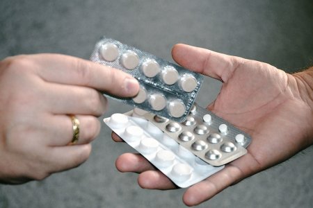 Медики назвали частую ошибку пациентов при приеме лекарств Медики назвали частую ошибку пациентов при приеме лекарств