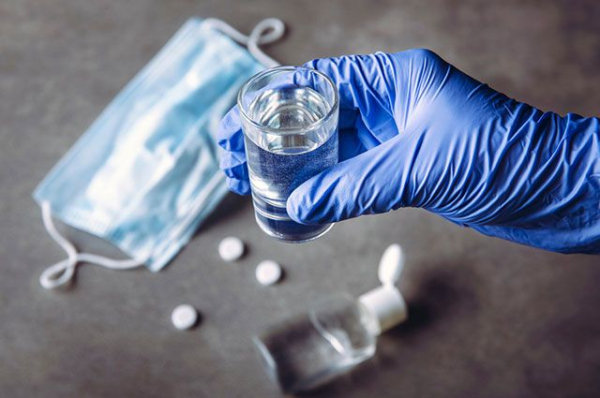 Обтирание водкой при температуре &mdash; правила для детей и взрослых